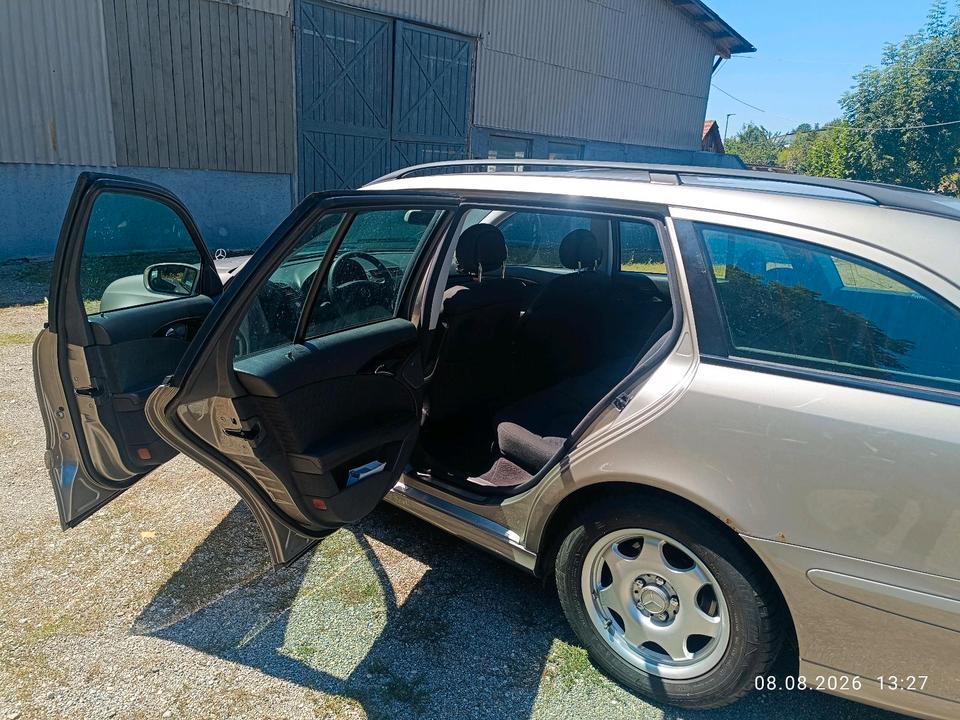 Mercedes Benz E 220 2005 — photo 6
