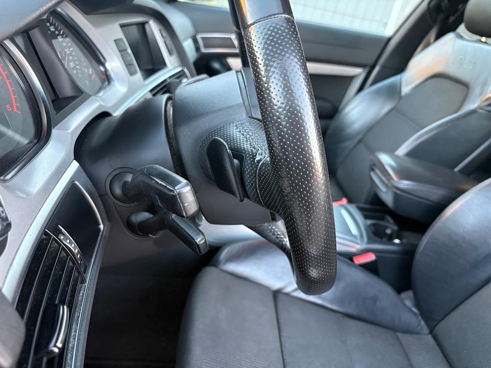 Audi A6 2010 — photo 10