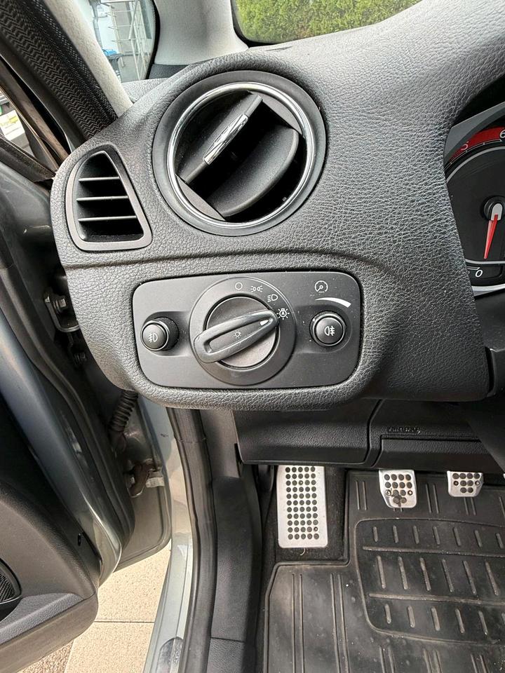 Ford S-Max 2009 — двигун