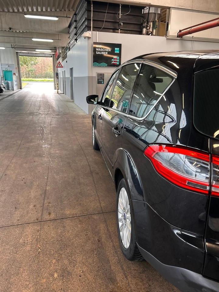 Ford S-Max 2011 — engine