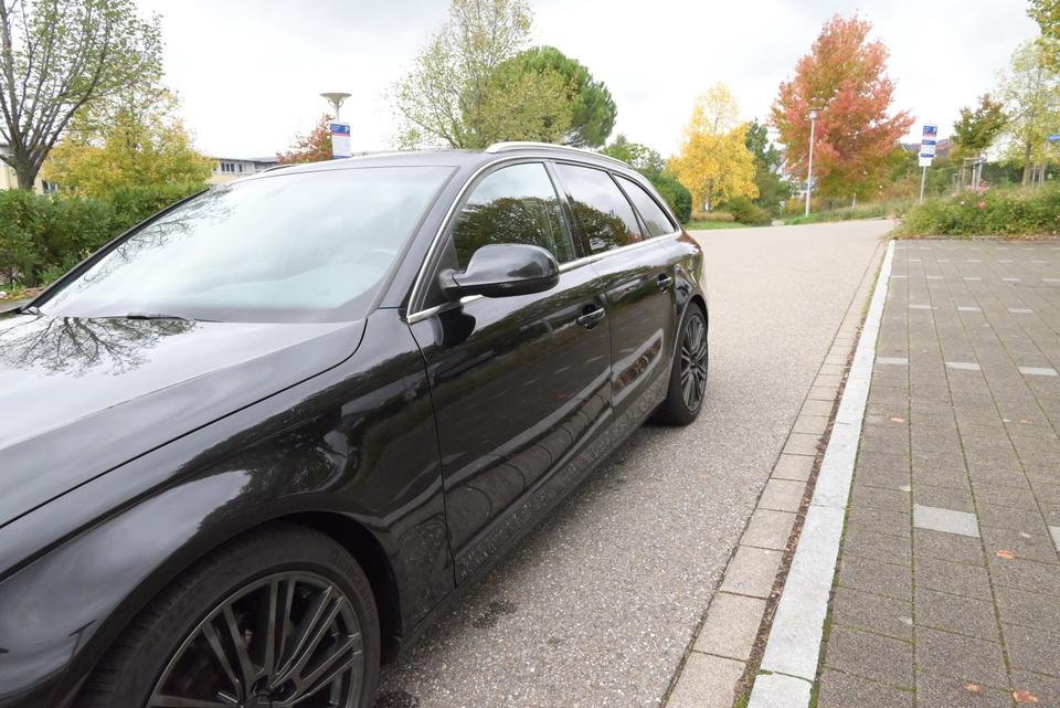 Audi A4 2011 — photo 6