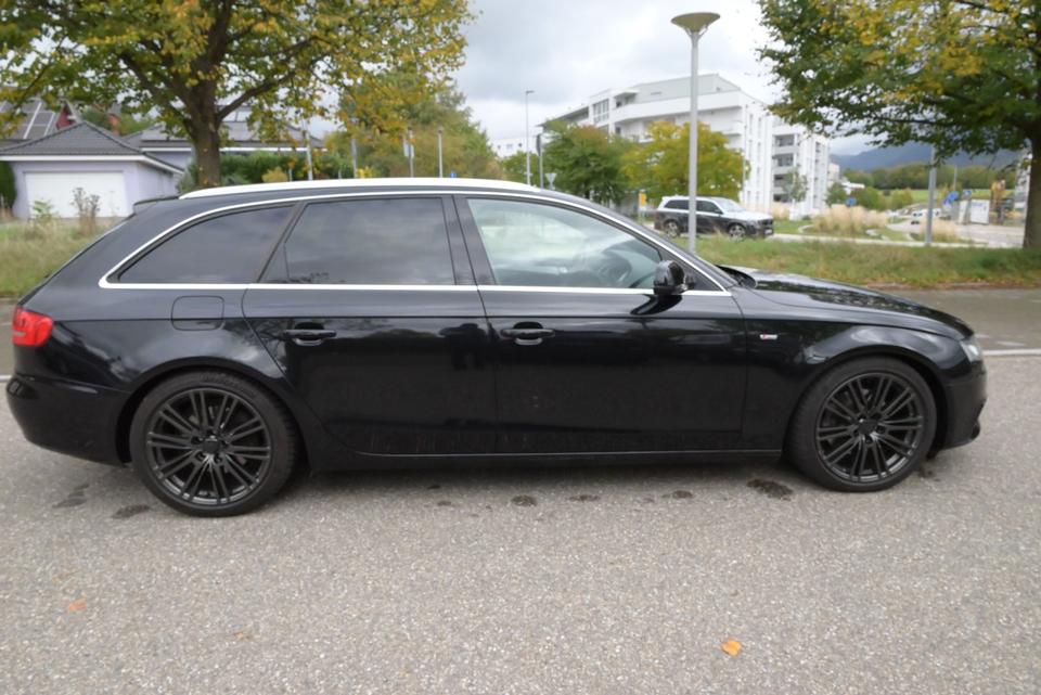 Audi A4 2011 — photo 9