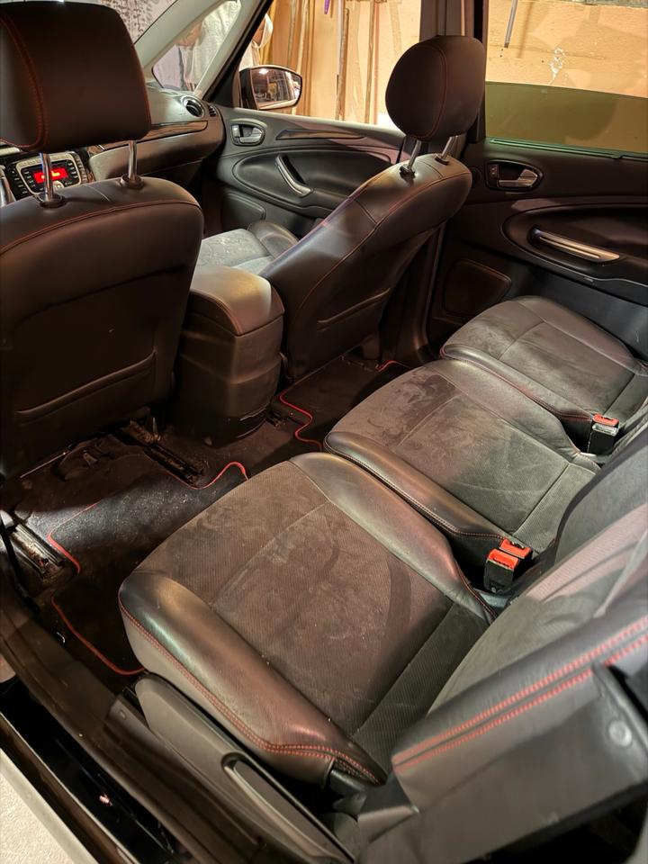 Ford S-Max 2009 — photo 10