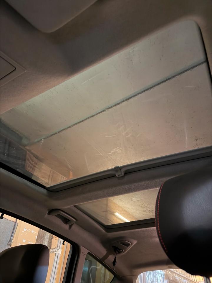Ford S-Max 2009 — photo 18