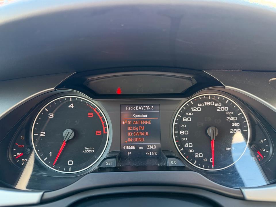 Audi A4 2008 — photo 11