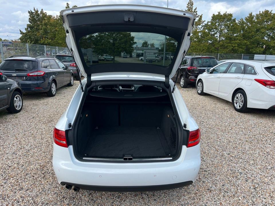 Audi A4 2011 — photo 13