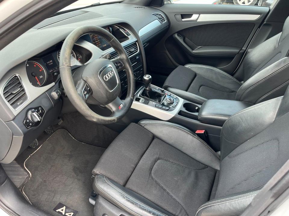 Audi A4 2011 — photo 7