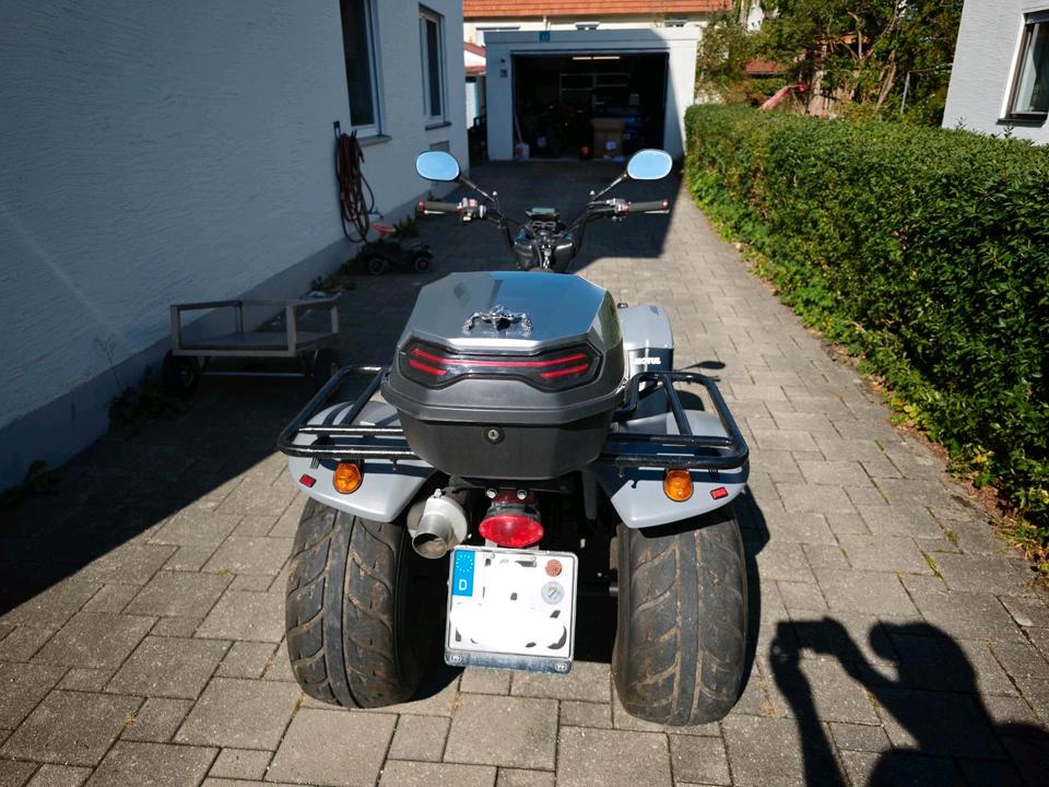 Kymco Gelöscht • Kymco Quad 150 ccm³ 2004 — engine 151 ccm