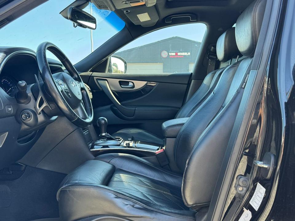 Infiniti FX 2012 — photo 10