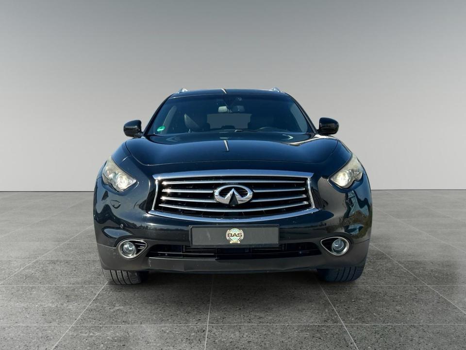 Infiniti FX 2012 — rear view