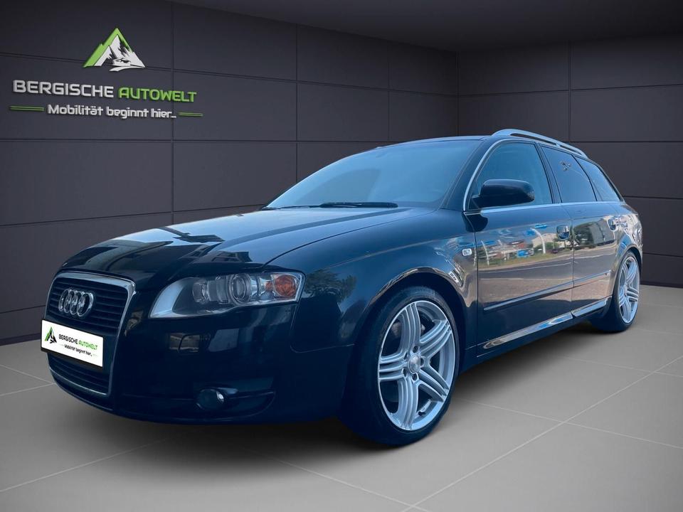 Audi A4 2005 — салон