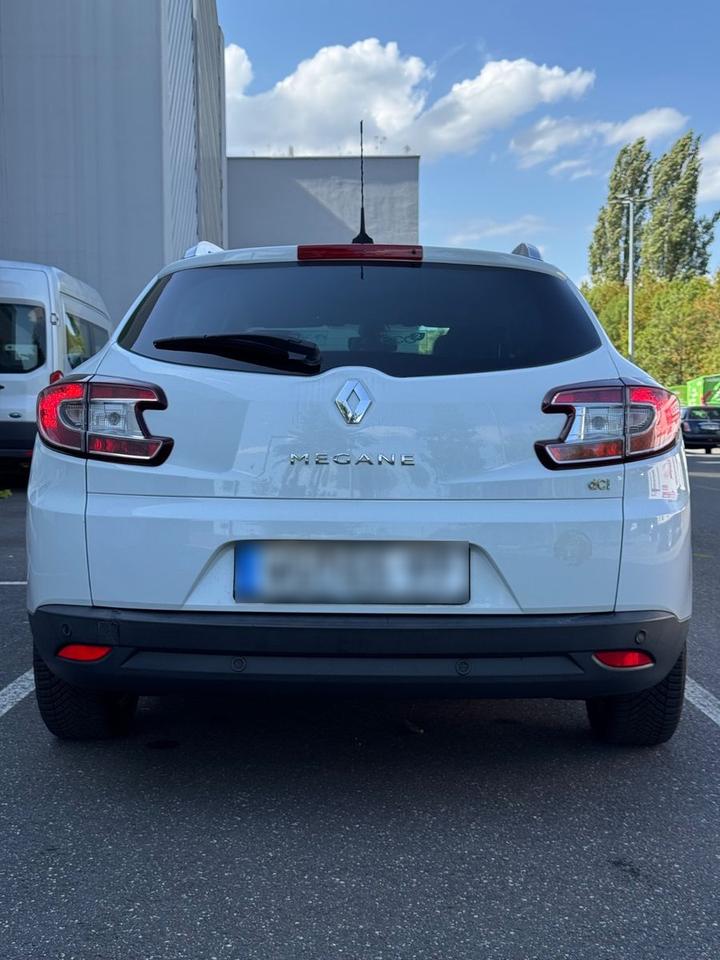 Renault Megane 2013 — interior