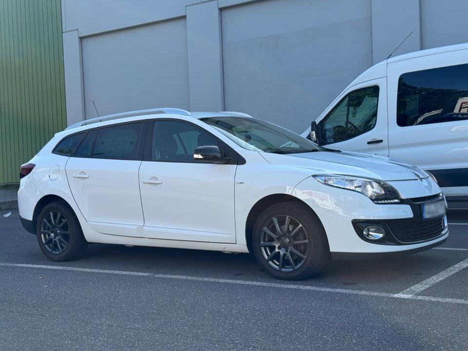Renault Megane 2013 — photo 5