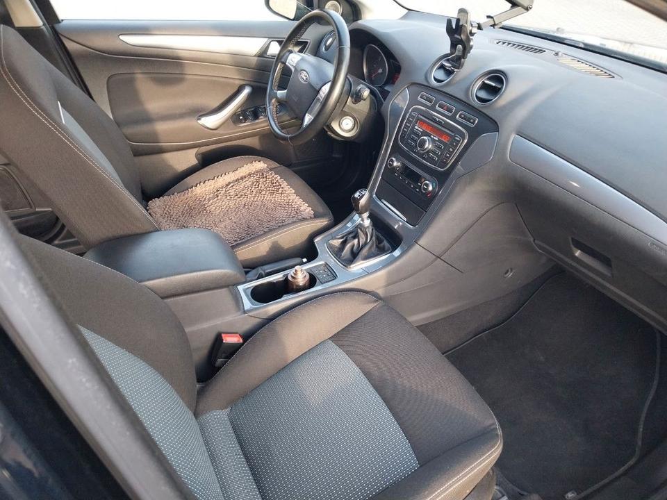 Ford Mondeo 2012 — photo 7