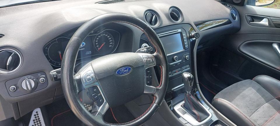 Ford Mondeo 2011 — photo 8