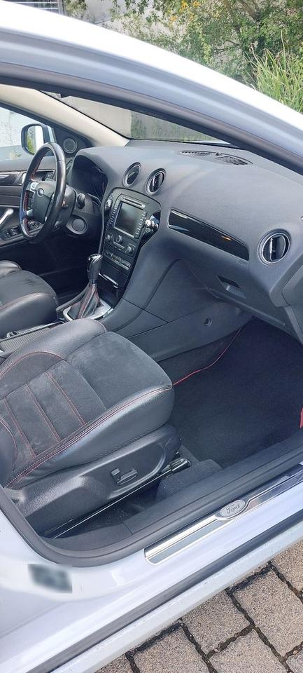 Ford Mondeo 2011 — photo 9