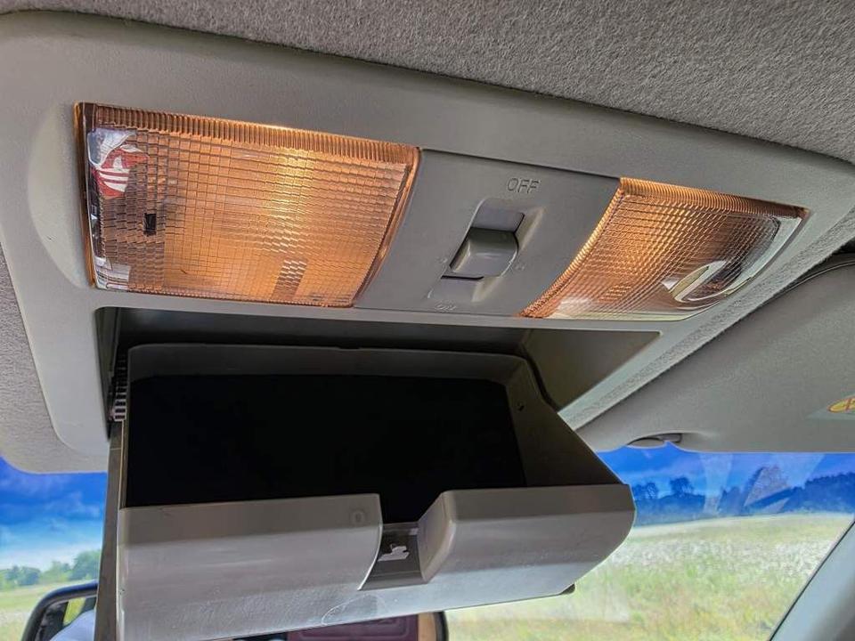 Nissan Navara 2012 — photo 23