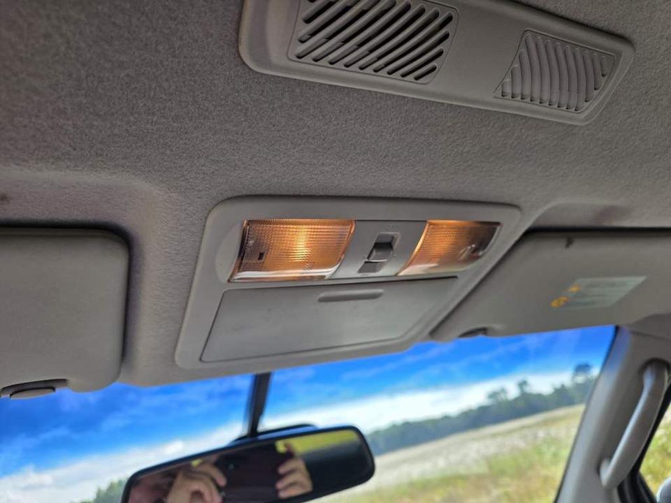 Nissan Navara 2012 — photo 24