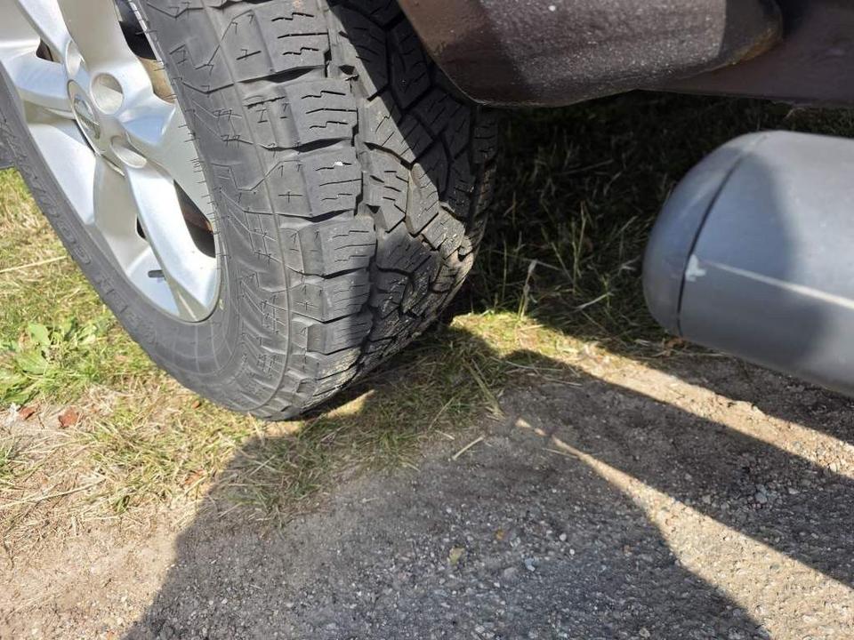 Nissan Navara 2012 — photo 40