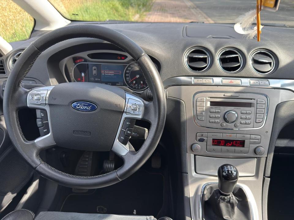 Ford S-Max 2007 — photo 13