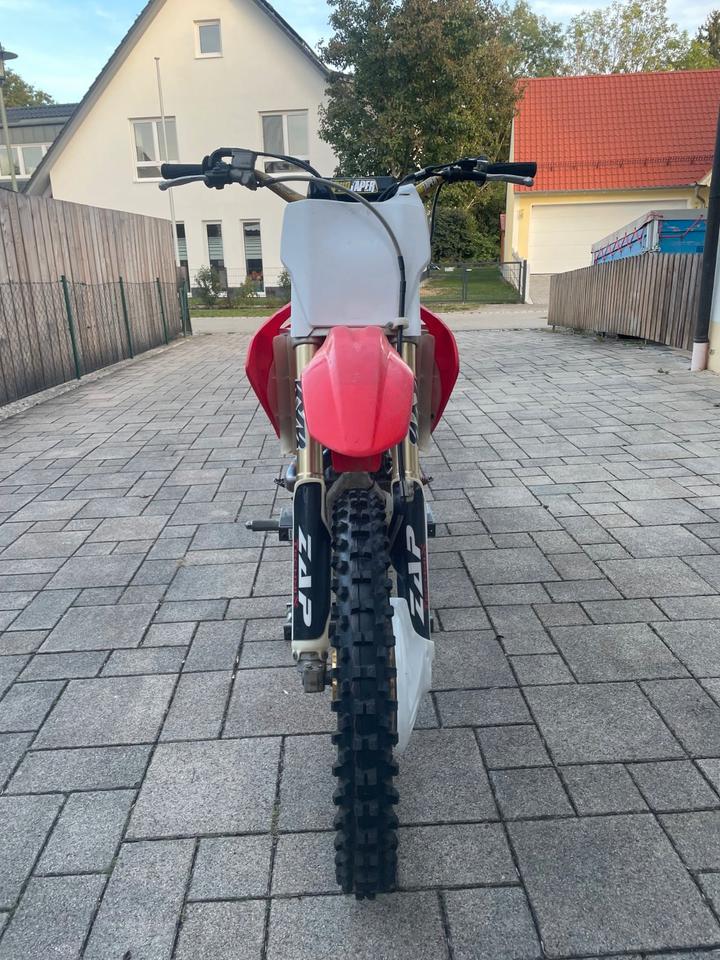 Honda CRF 250r Bj. 2005 — vehicle for AFU Ukraine