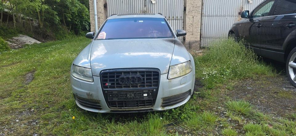 Audi S6 2006 — engine