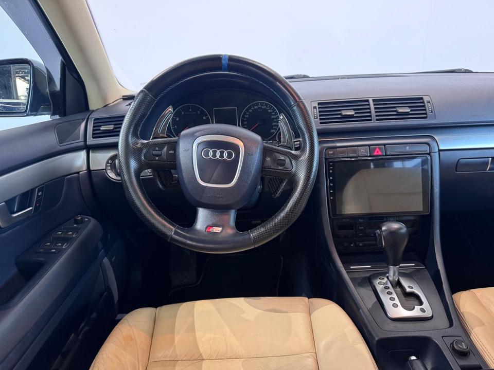 Audi A4 2005 — photo 21