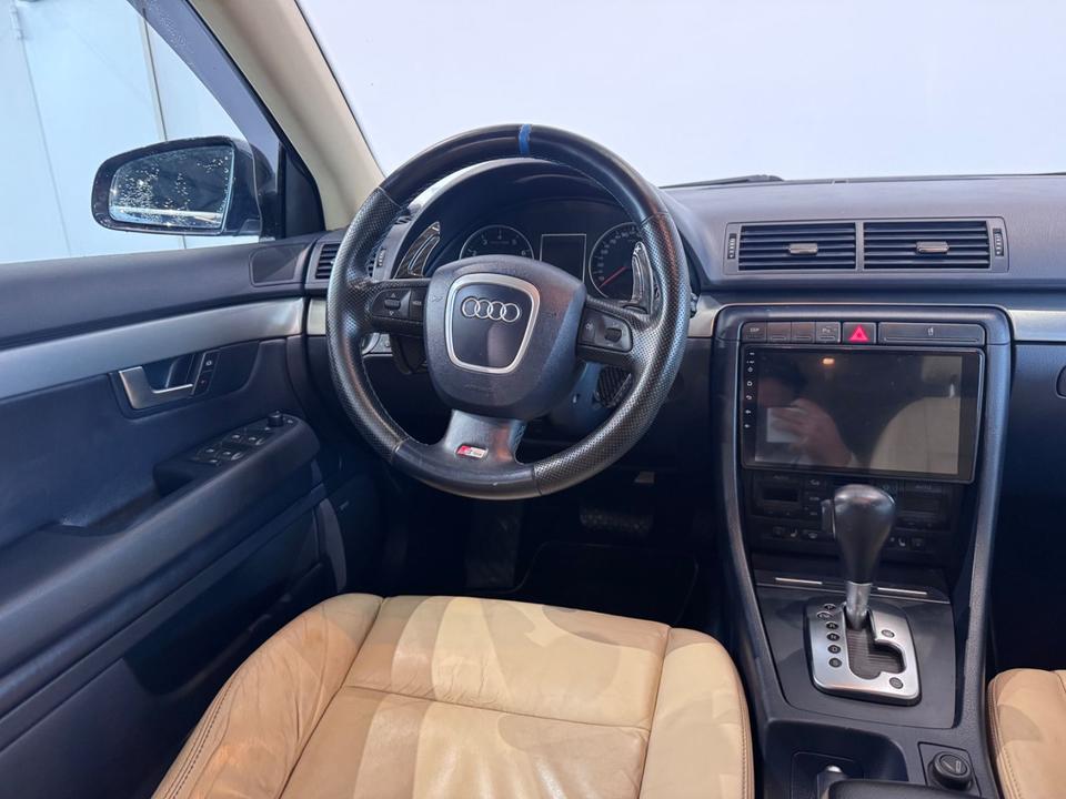 Audi A4 2005 — photo 22