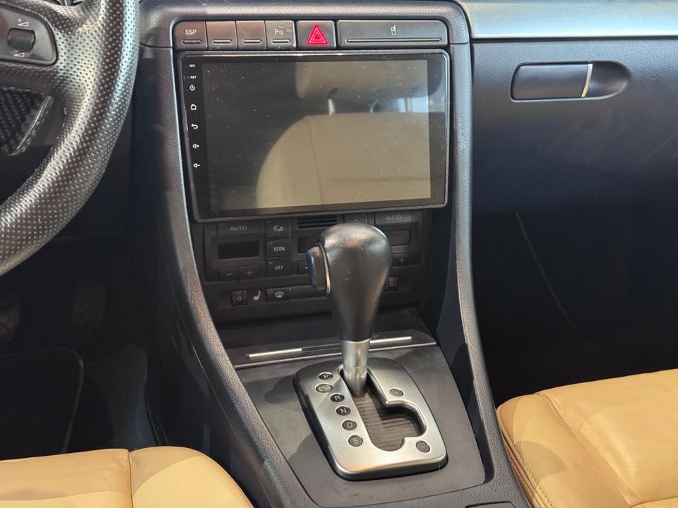 Audi A4 2005 — photo 40