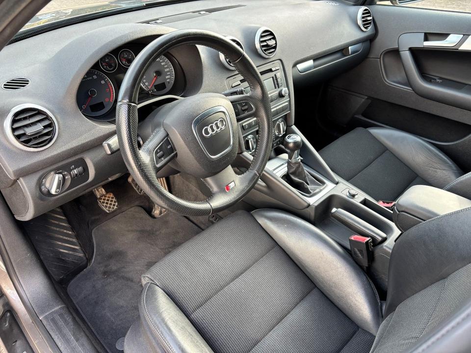 Audi A3 2012 — photo 9