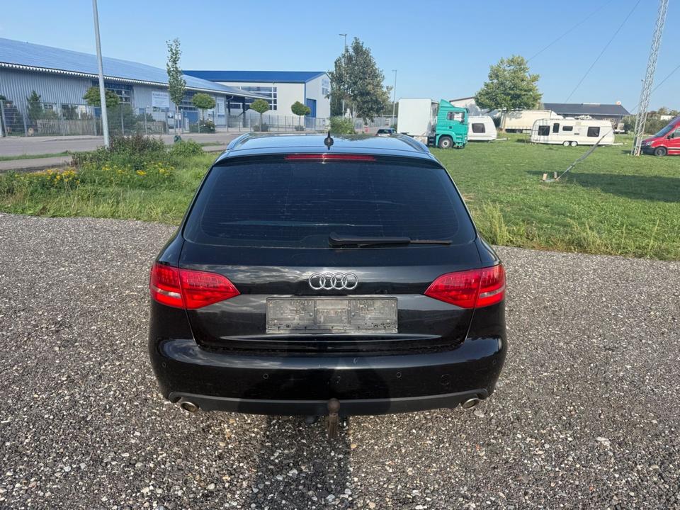 Audi A4 2011 — photo 10