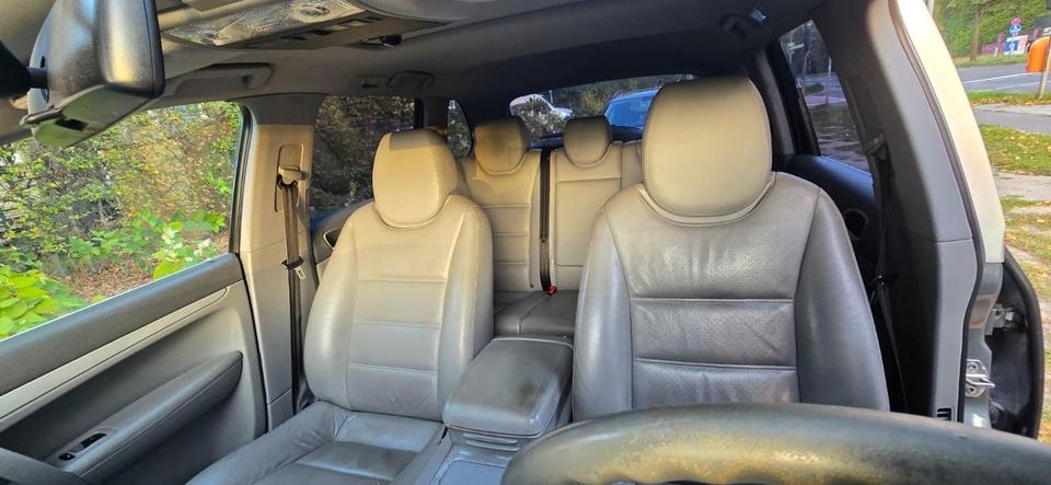 Porsche Cayenne 2004 — photo 11