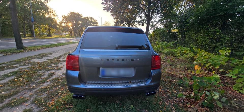 Porsche Cayenne 2004 — photo 6