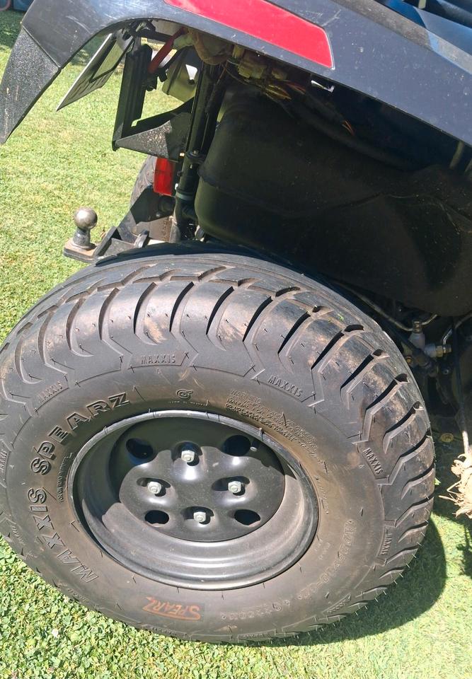  Quad ARTIC CAT 550 EFI 2014 — interior