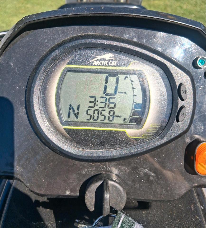  Quad ARTIC CAT 550 EFI 2014 — photo 7