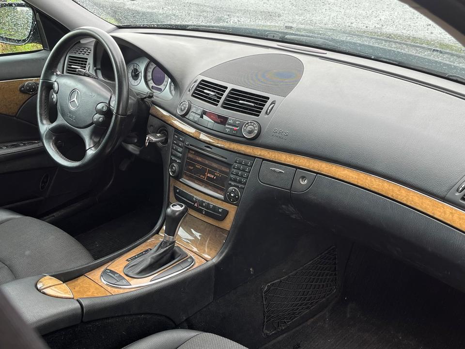 Mercedes Benz E 280 2009 — photo 10