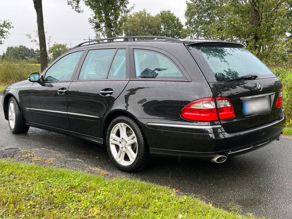 Mercedes Benz E 280 2009 — engine