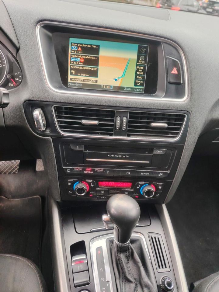 Audi Q5 2009 — photo 9