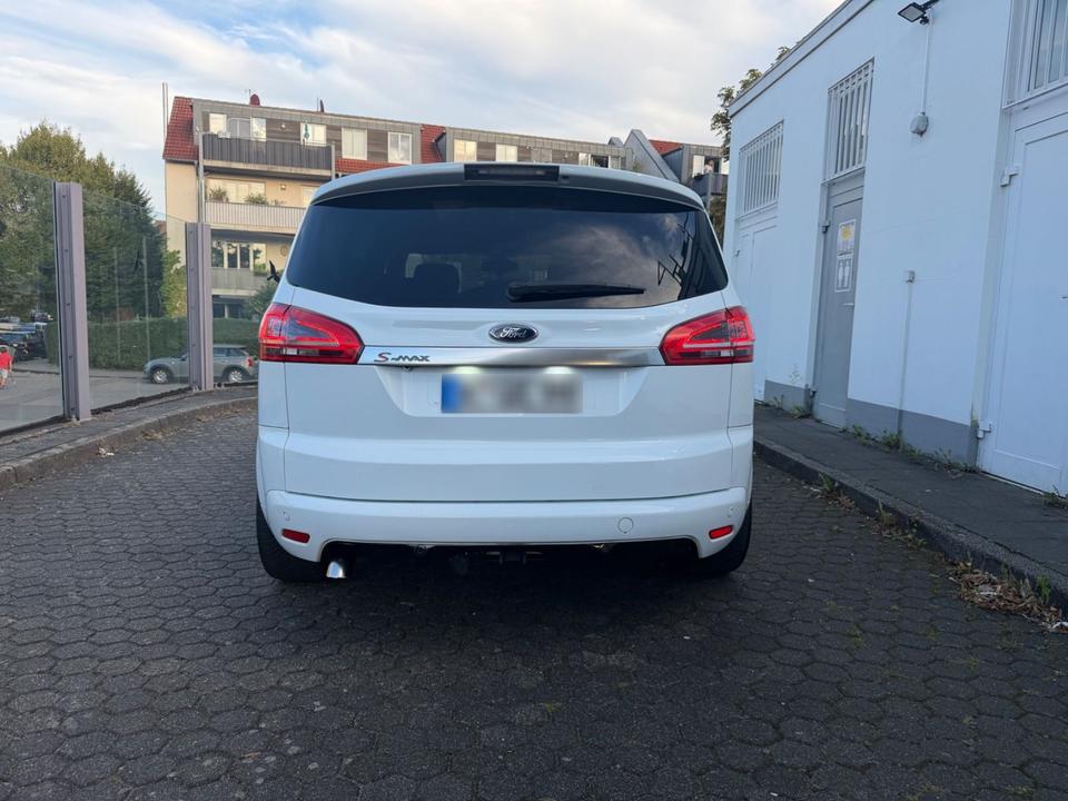 Ford S-Max 2011 — photo 6