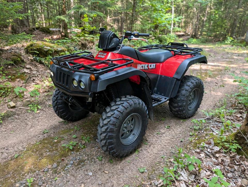 Weitere Motorräder Arctic Cat 500 Allrad 4x4 1.Hand Quad ATV 2004 — vehicle for AFU Ukraine