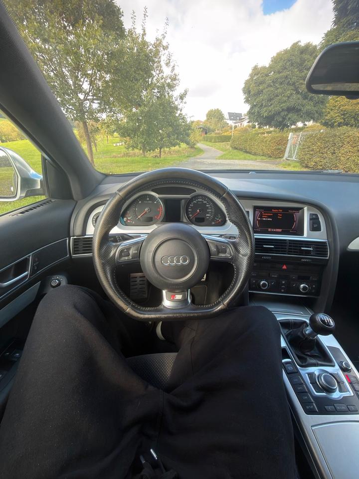 Audi A6 2011 — photo 14