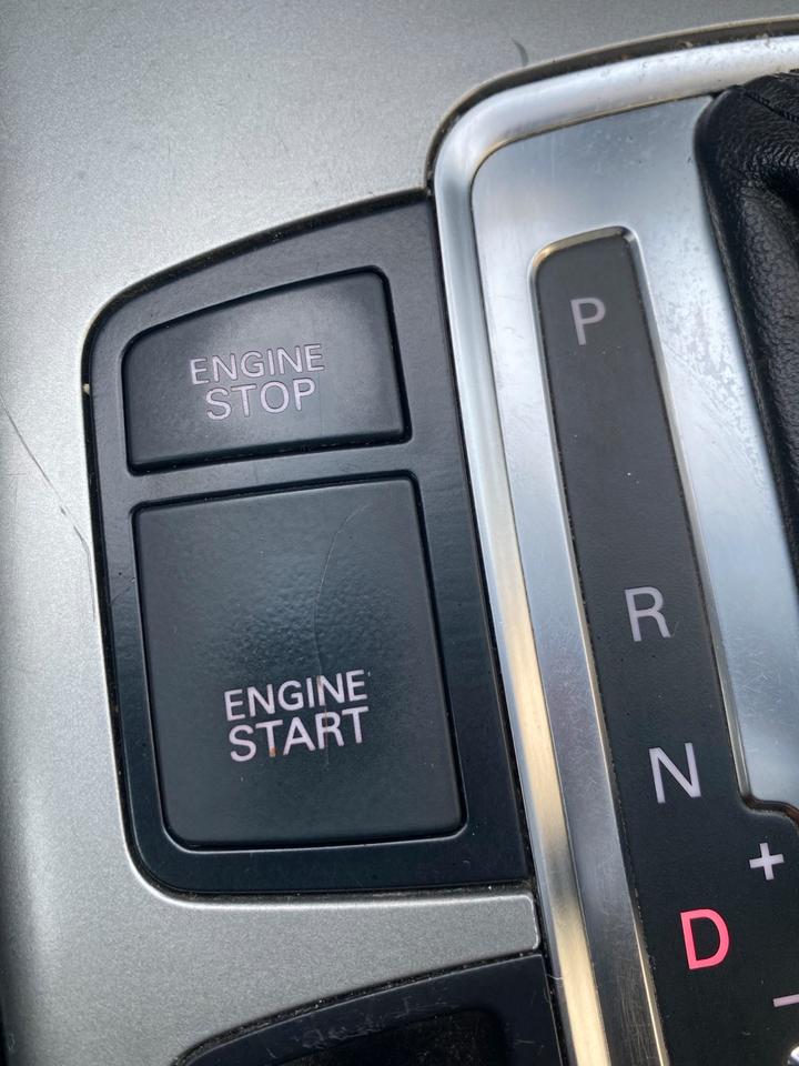 Audi A6 2009 — photo 15