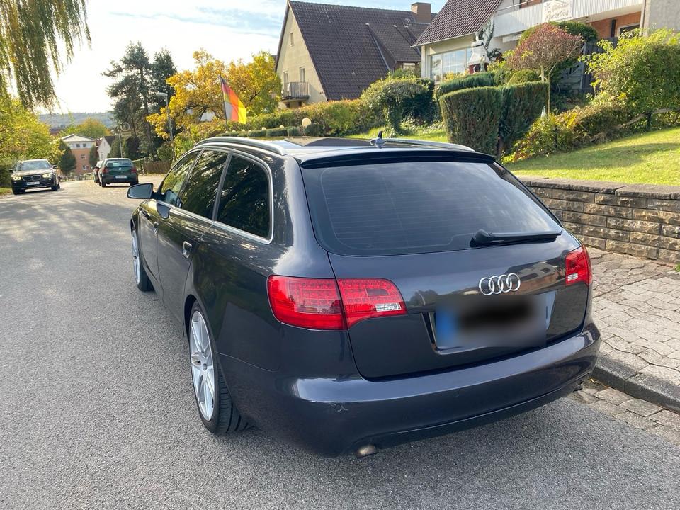 Audi A6 2009 — engine