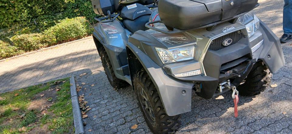 Weitere Motorräder Gelöscht • Quad KWANG YANG 2014 — interior