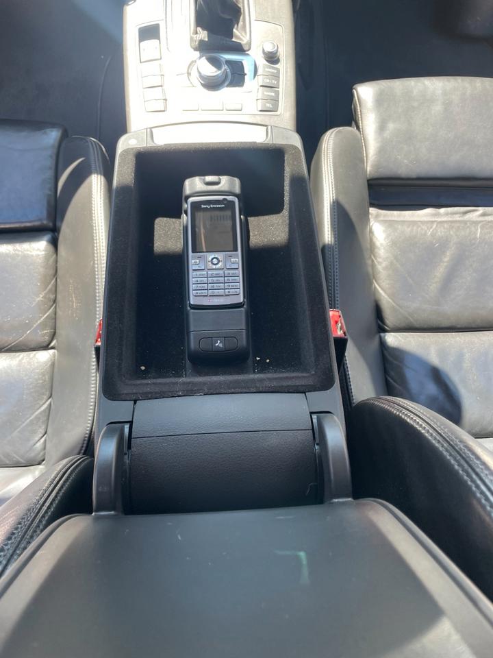 Audi A6 2006 — photo 15
