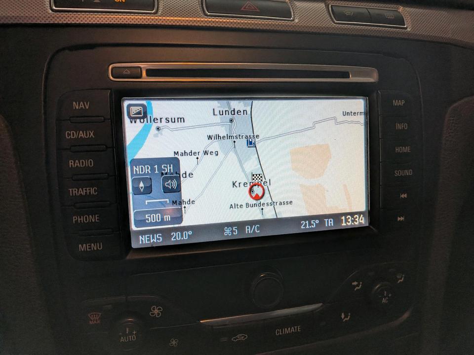 Ford S-Max 2013 — photo 11