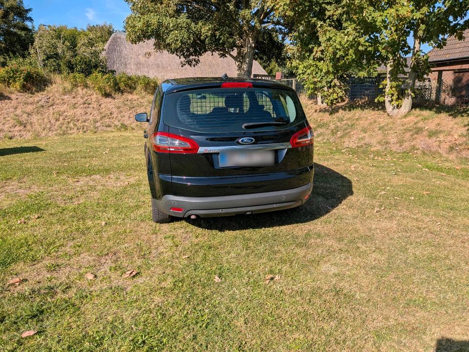 Ford S-Max 2013 — interior
