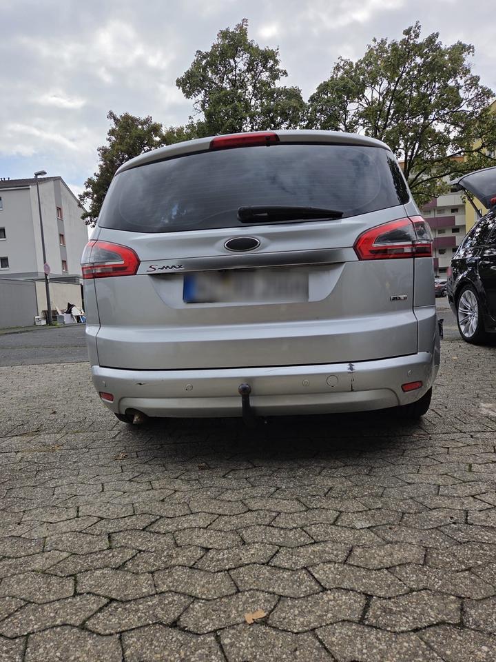 Ford S-Max 2010 — photo 7