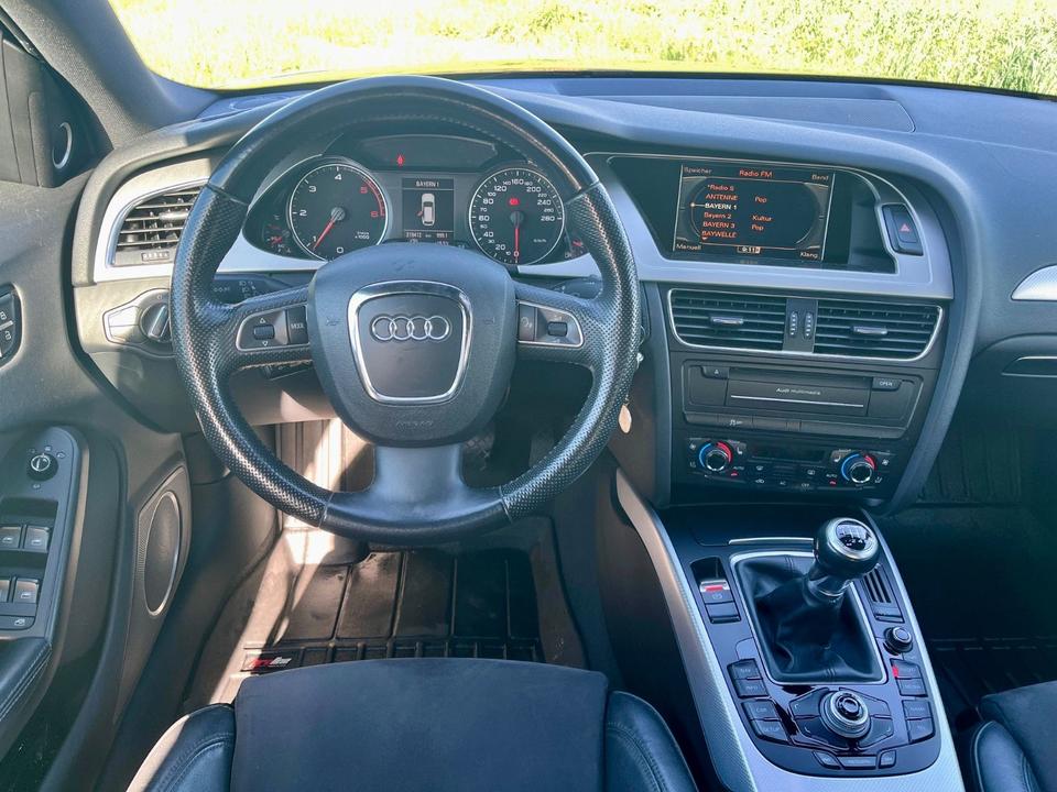 Audi A4 2010 — photo 9