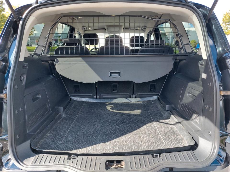 Ford S-Max 2013 — photo 11